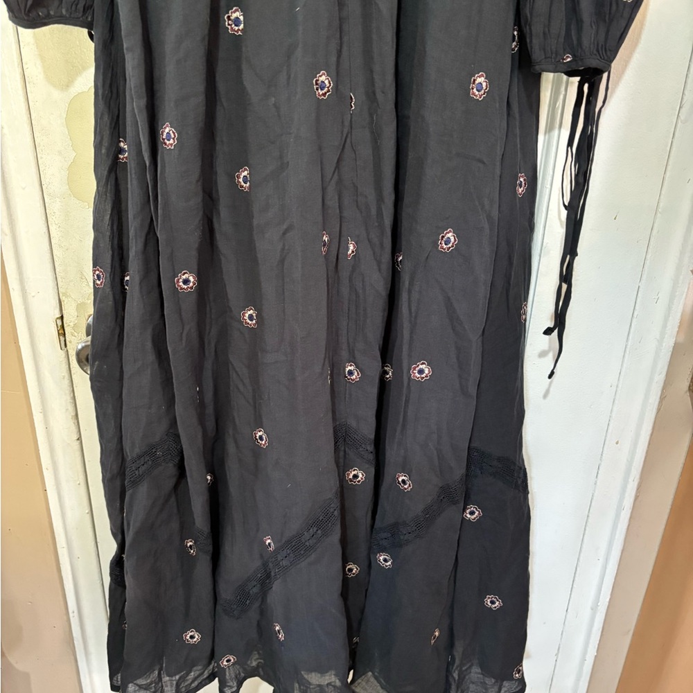 FREE PEOPLE BLUE Floral Embroidered Maxi Dress WITH BODY SUIT UNDERNEATH. - Picture 10 of 16